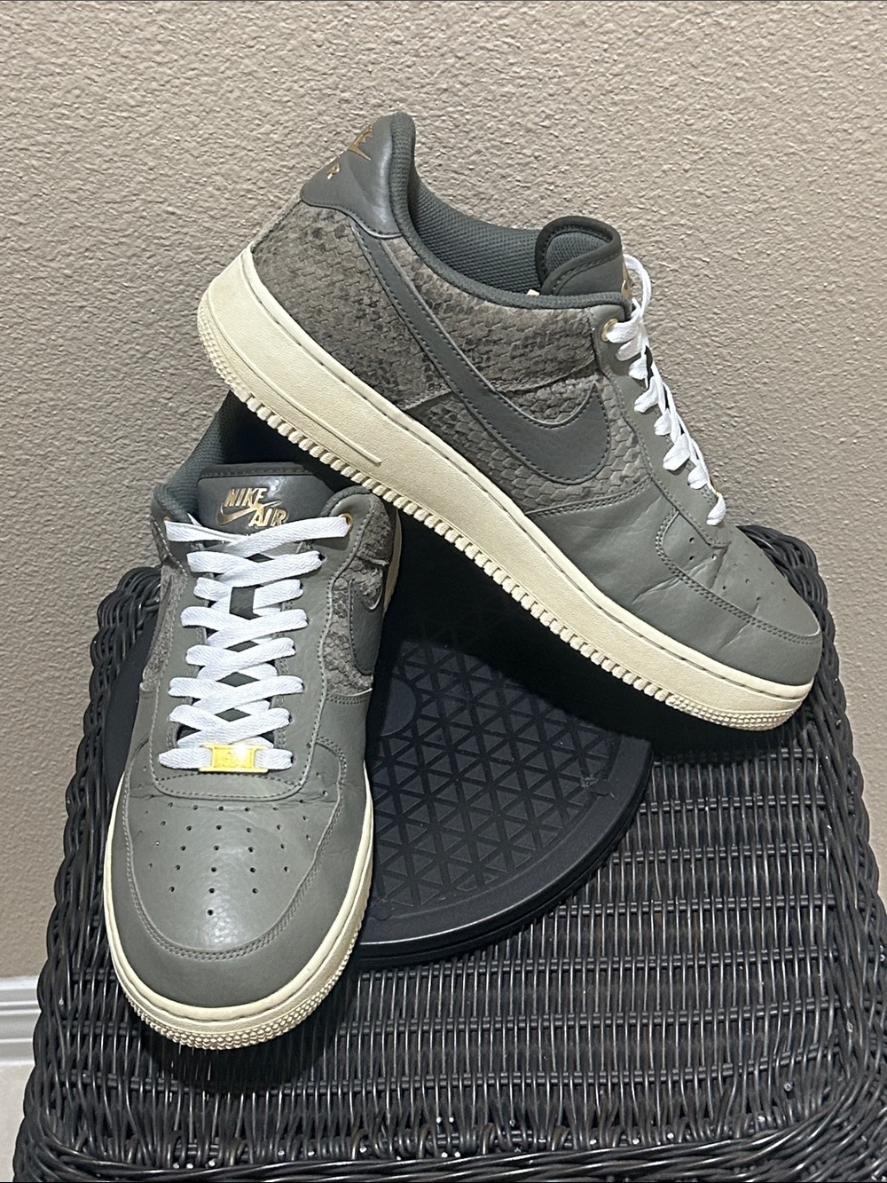 Size 12 Nike Air Force 1 Low Snake Pack Dark Stucco 823511-004